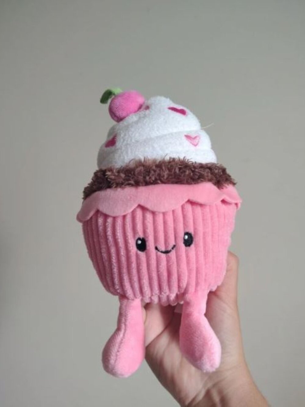 Cupcake Giggle Scape Plush